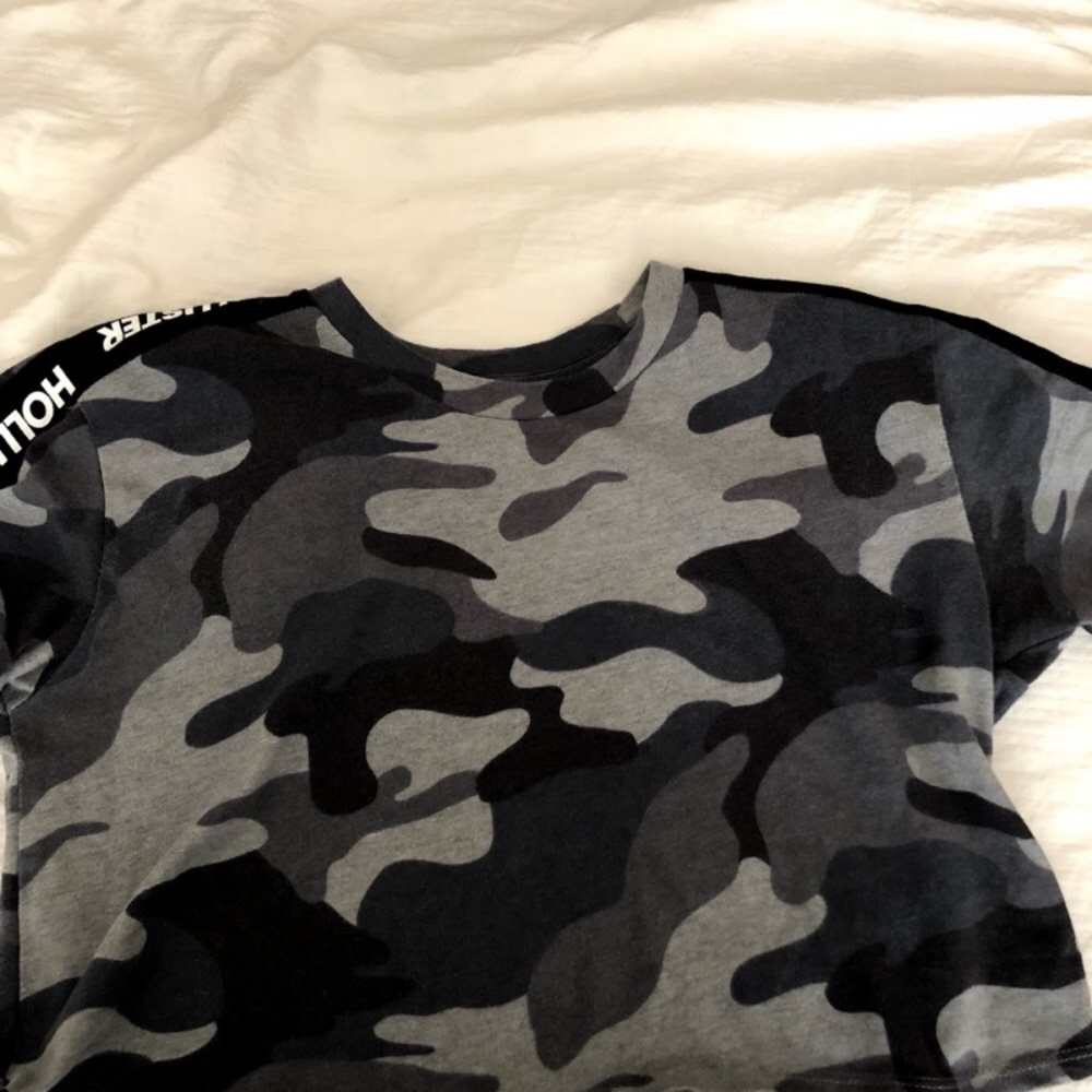 Holister crop top